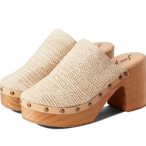 Free People Women's Crochet Clogs